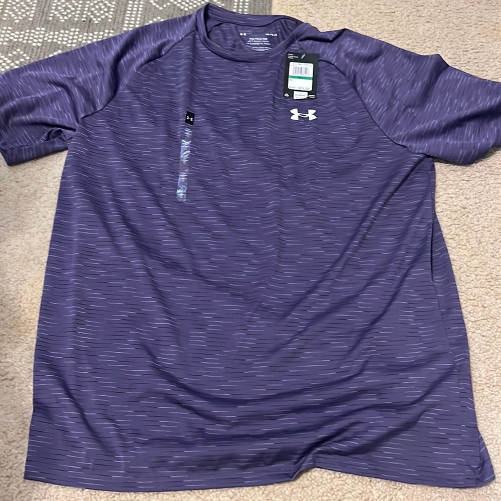 Under Armour tee